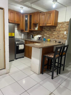 Apartamento pequeño confortable cerca del centro histórico de San Salvador